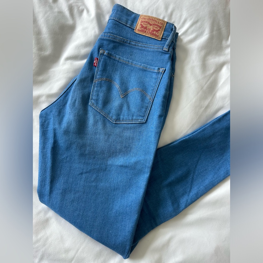 Levi 721 High Rise Skinny Jean